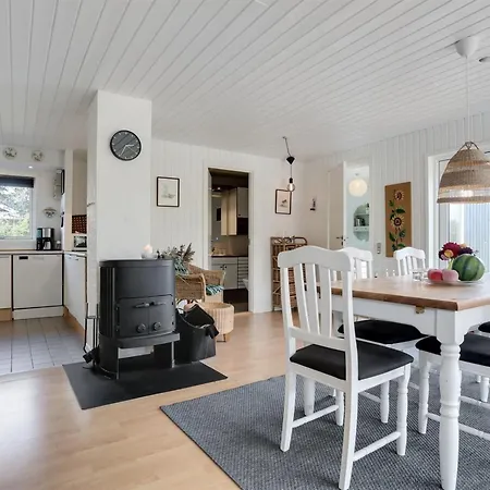Feriehus Ika - 600m From The Sea By Interhome *